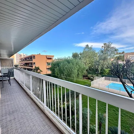 Le Lys - 4 Prs - Clim - Piscine - Parking Апартаменти