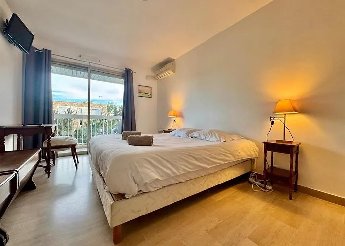 Le Lys - 4 Prs - Clim - Piscine - Parking Апартаменти *