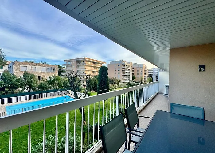 Le Lys - 4 Prs - Clim - Piscine - Parking Антіб