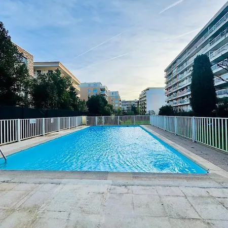 Appartement Le Lys - 4 Prs - Clim - Piscine - Parking Antibes